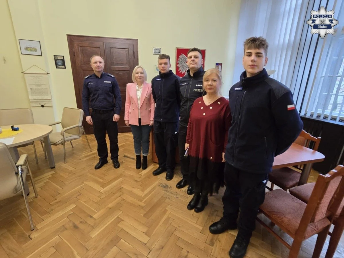 Nowa współpraca dla bezpieczeństwa młodzieży: Porozumienie KMP Gliwice ze Szkołą w Pyskowicach