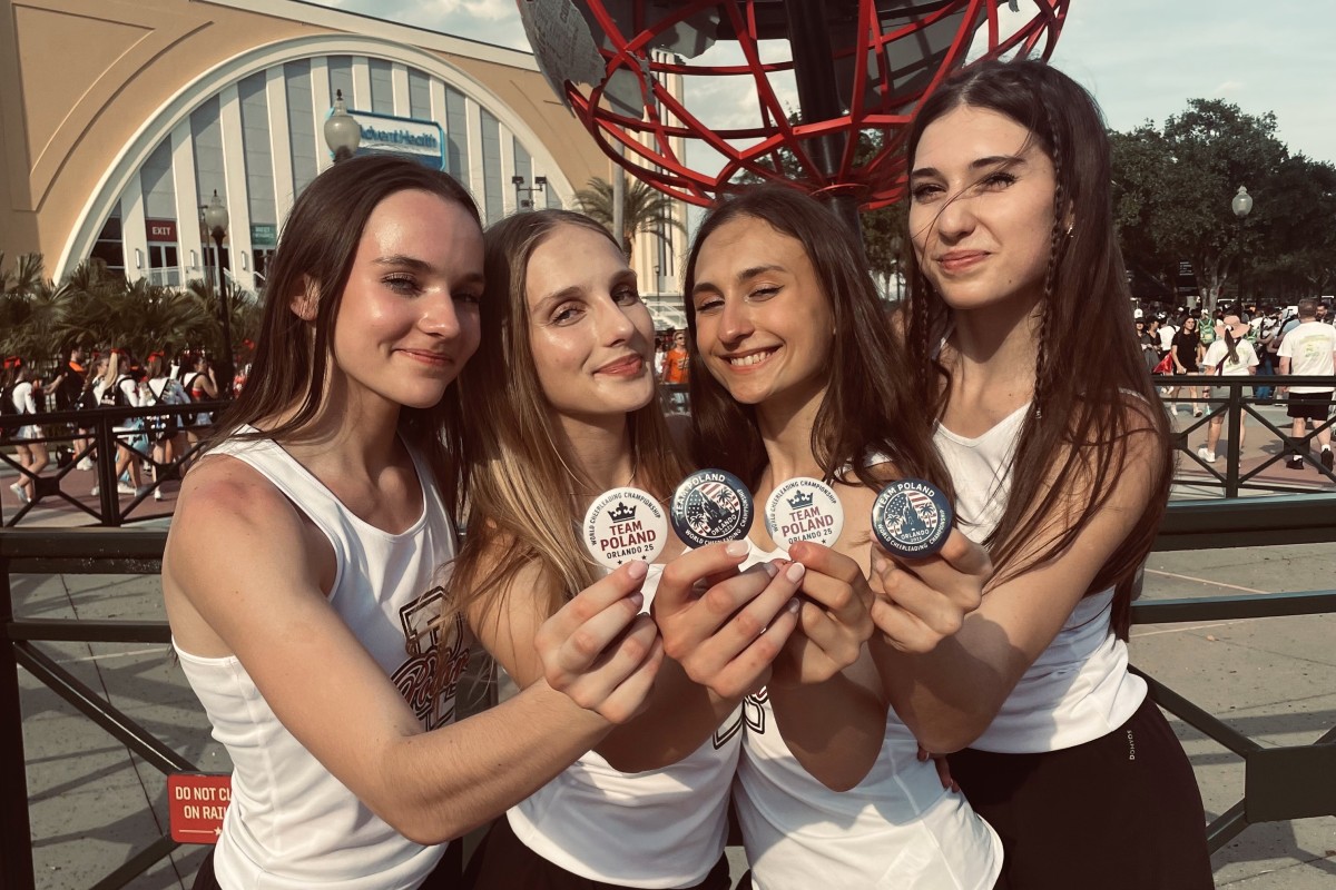 Przypinki na zamówienie – gadżet, który chce się nosić