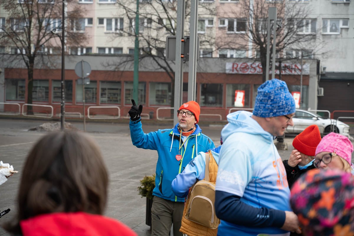 WOŚP Ruda Śląska: Ekipa Na Kijach przeszła 34 km – nordic walking przez dzielnice / fot. Krzysztof Faber