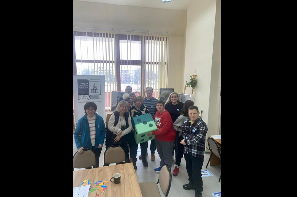 Dzień Logiki w Filii nr 11 Miejskiej Biblioteki Publicznej: tangram, szyfry i wspólna gra [FOTO]