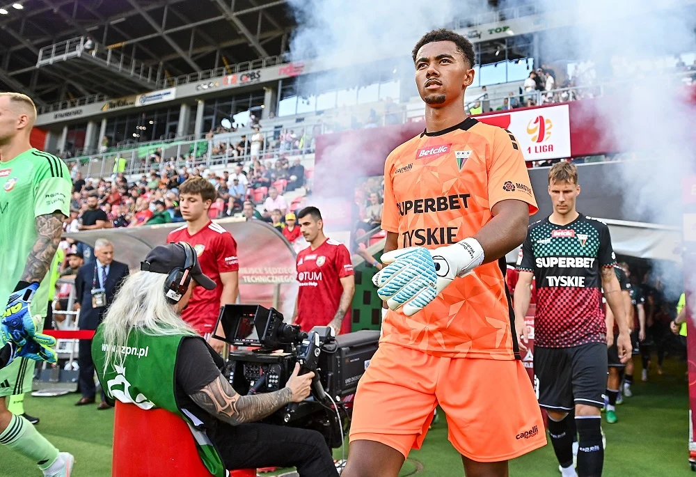Leon-Oumar Wechsel opuszcza GKS Tychy – bramkarz wraca do Niemiec