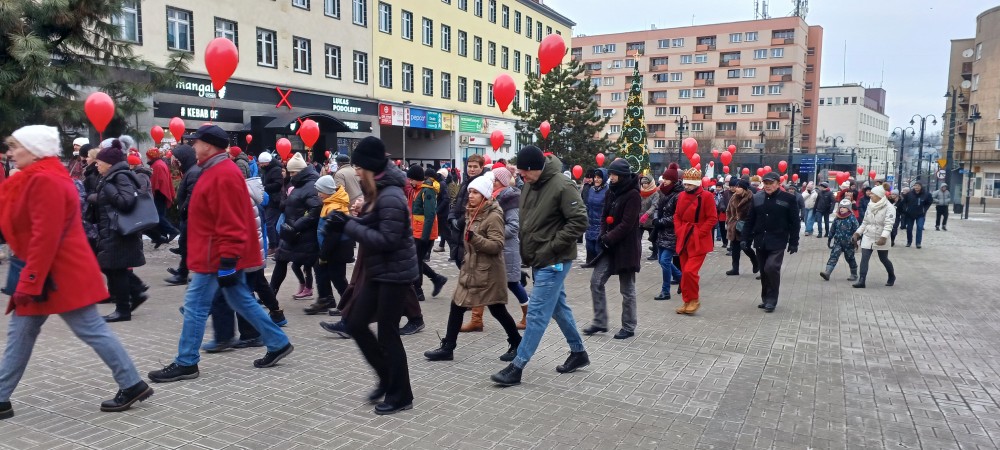 Orszak Trzech Króli 2026 w Zabrzu. Ulicami miasta przeszedł barwny pochód / fot. Sara Synowiec