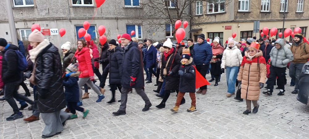 Orszak Trzech Króli 2026 w Zabrzu. Ulicami miasta przeszedł barwny pochód / fot. Sara Synowiec