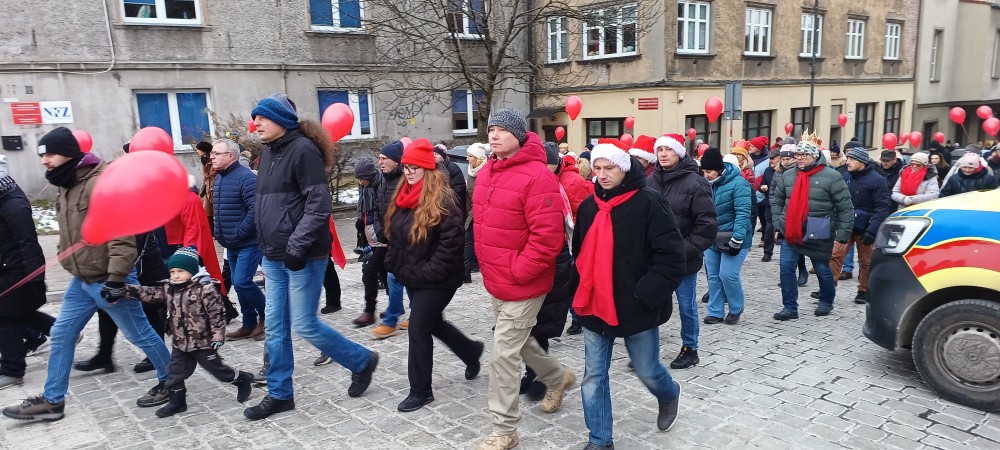 Orszak Trzech Króli 2026 w Zabrzu. Ulicami miasta przeszedł barwny pochód / fot. Sara Synowiec
