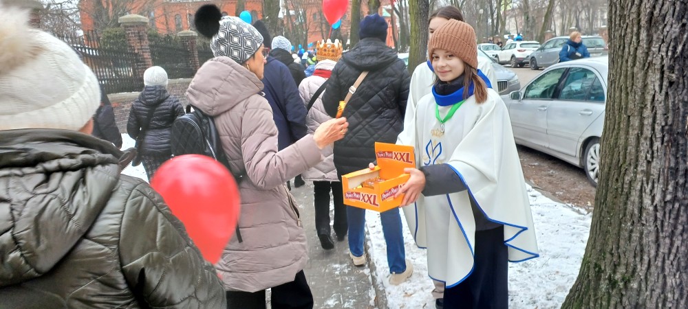 Orszak Trzech Króli 2026 w Zabrzu. Ulicami miasta przeszedł barwny pochód / fot. Sara Synowiec