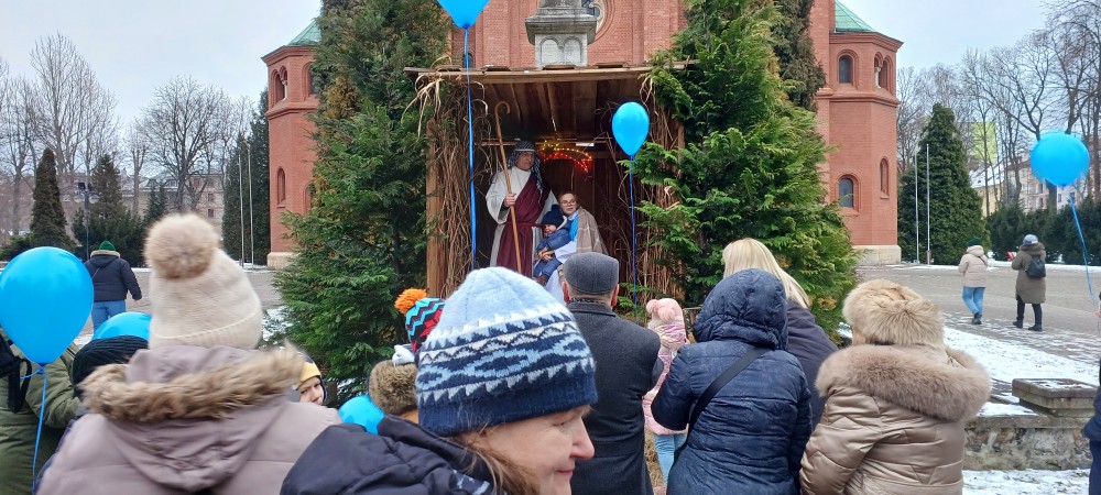 Orszak Trzech Króli 2026 w Zabrzu. Ulicami miasta przeszedł barwny pochód / fot. Sara Synowiec