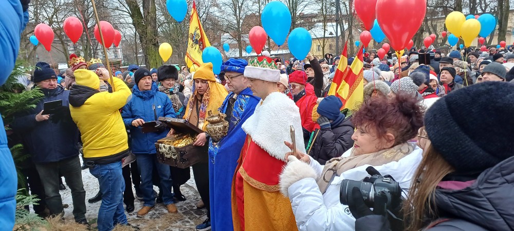 Orszak Trzech Króli 2026 w Zabrzu. Ulicami miasta przeszedł barwny pochód / fot. Sara Synowiec