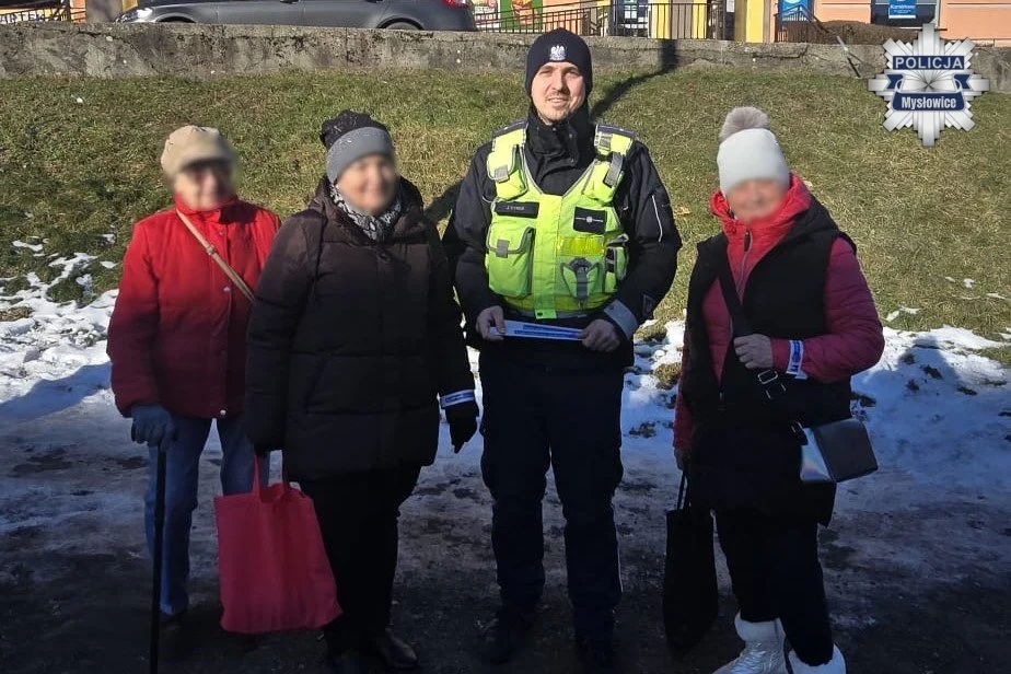 "Babcia widoczna - Babcia bezpieczna!" – Mysłowicka akcja policji dla seniorów