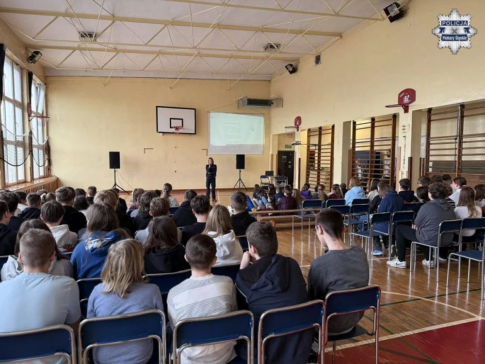 Bezpieczeństwo dzieci w internecie – spotkanie profilaktyczne w Piekarach Śląskich