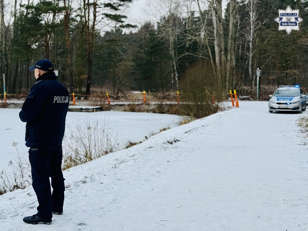 Lód kusi, ale może zagrażać. Policja apeluje o ostrożność na zimowych akwenach