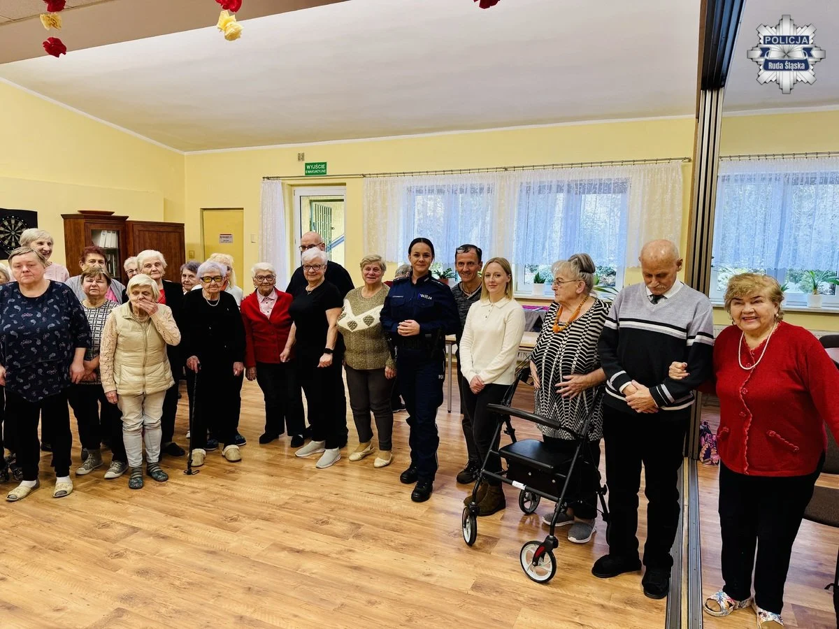 Seniorzy w Rudzie Śląskiej zyskali cenne wskazówki o zdrowiu i bezpieczeństwie