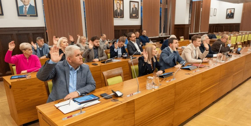 Radni przyjęli uchwały porządkujące oświatę i sprawy społeczne
