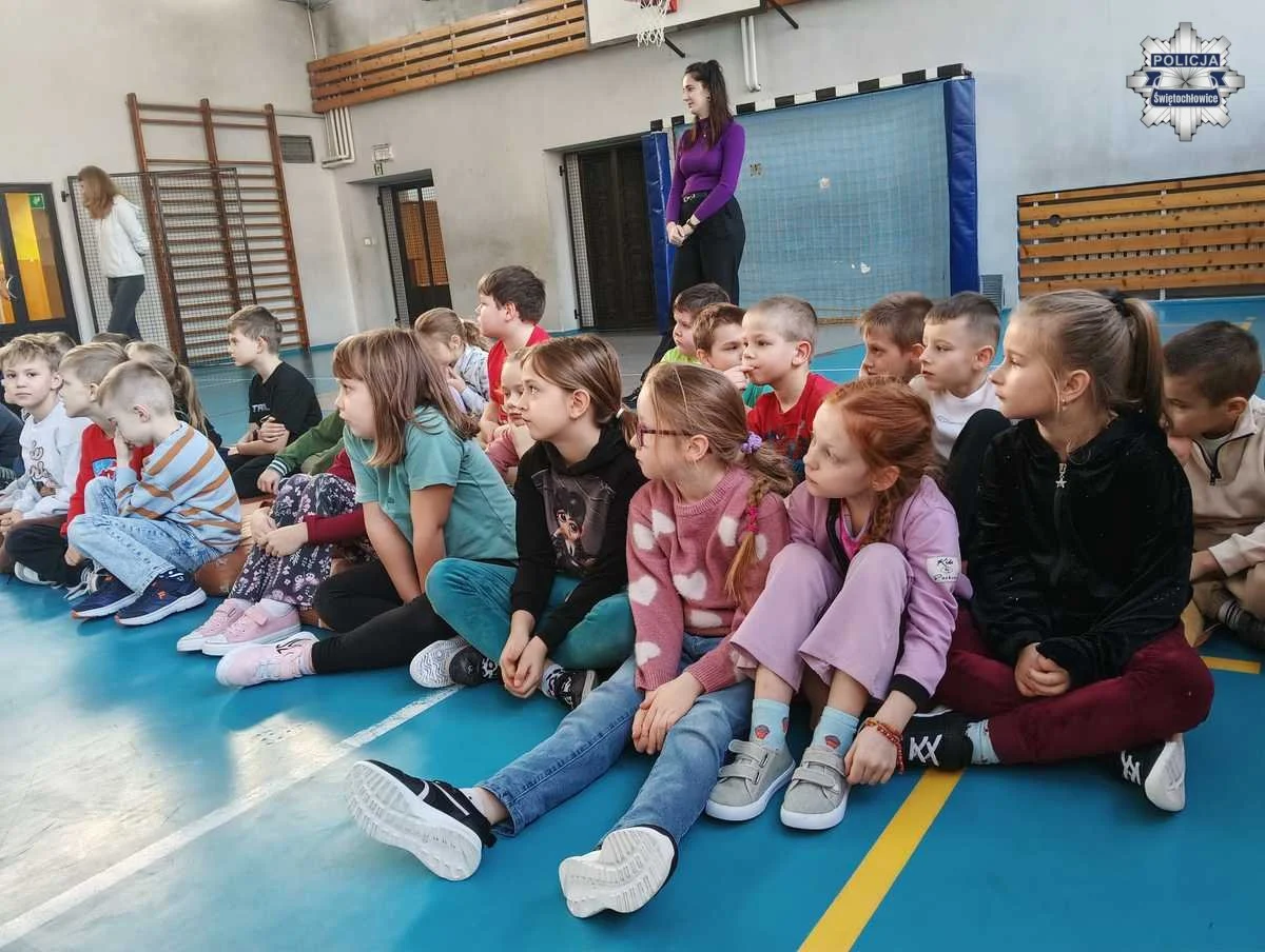 Bezpieczne ferie 2026 – policjanci spotkali się z pierwszoklasistami