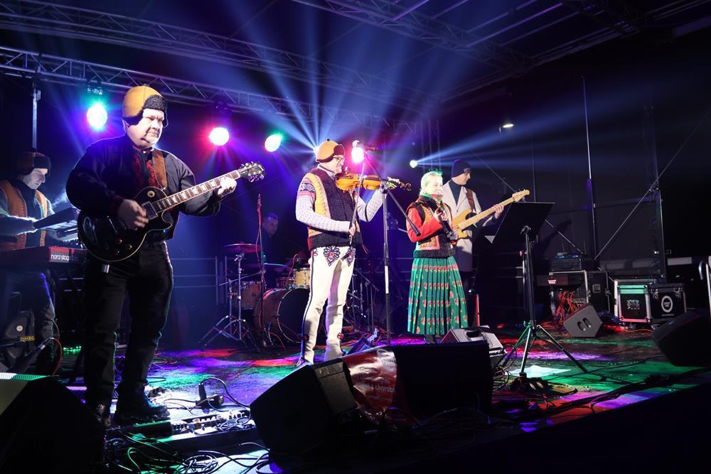 611159270_122197548170329281_1962515563318862109_n