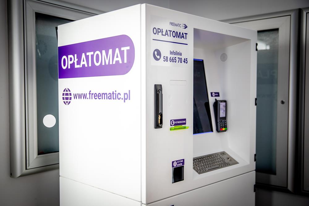 Nowy opłatomat w Urzędzie Miasta Tychy – płatności gotówką i kartą bez kolejek