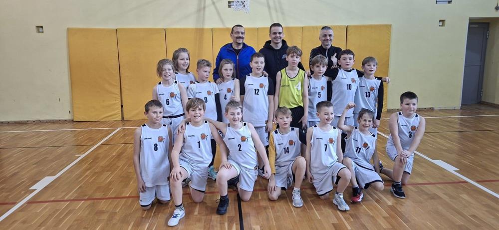 Młodzi koszykarze MU10 zagrali w Tychach. Turniej w Szkole Sportowej