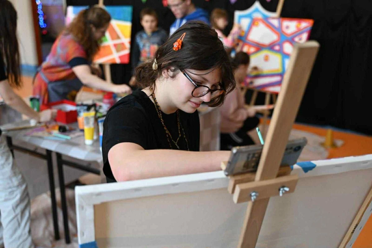 Akcja „Malujemy sercem” w Chorzowie. Młodzi artyści wsparli WOŚP