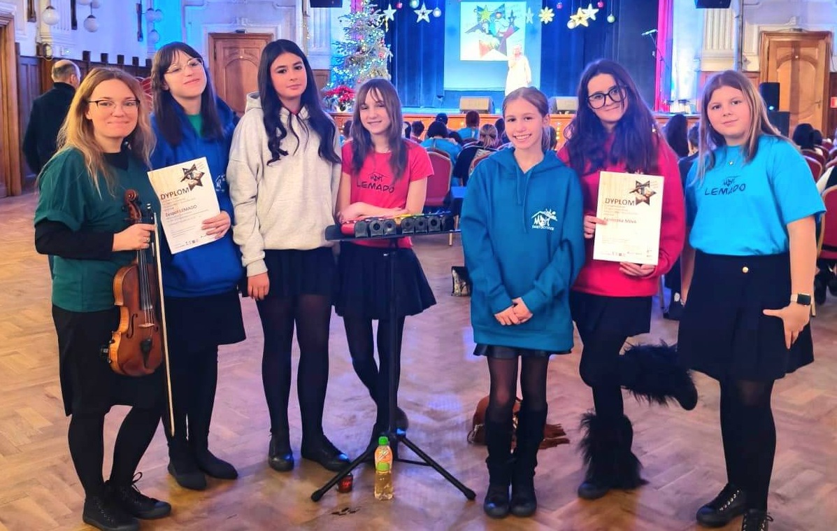 Zespół Lemado ze Świętochłowic w finale Starochorzowskiego Przeglądu Kolęd
