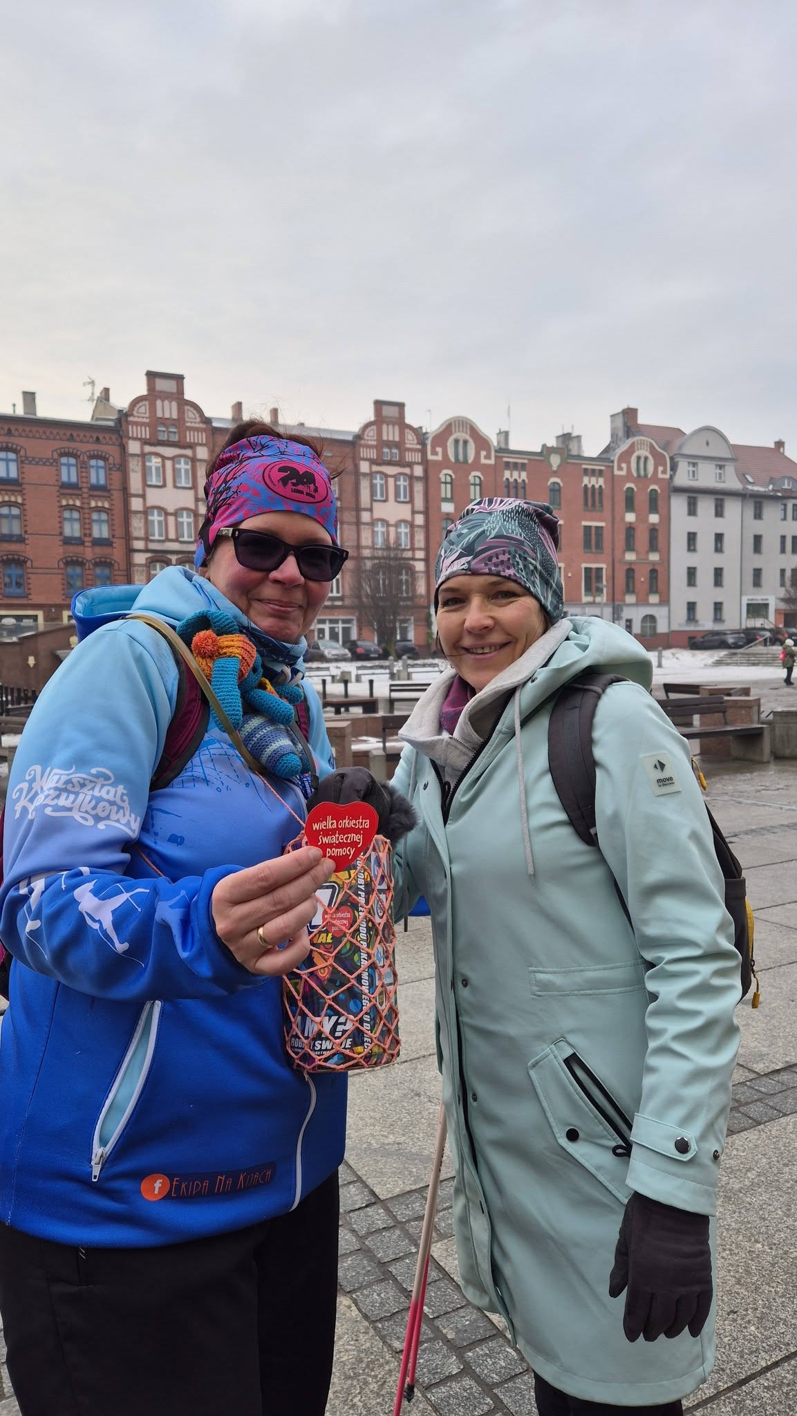 WOŚP Ruda Śląska: Ekipa Na Kijach przeszła 34 km – nordic walking przez dzielnice / fot. Ekipa na Kijach FB