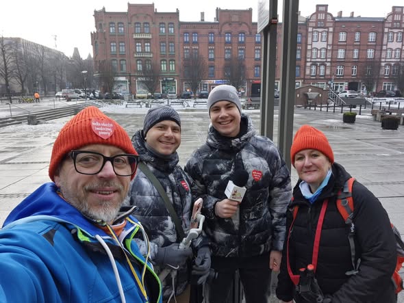 WOŚP Ruda Śląska: Ekipa Na Kijach przeszła 34 km – nordic walking przez dzielnice / fot. Ekipa na Kijach FB