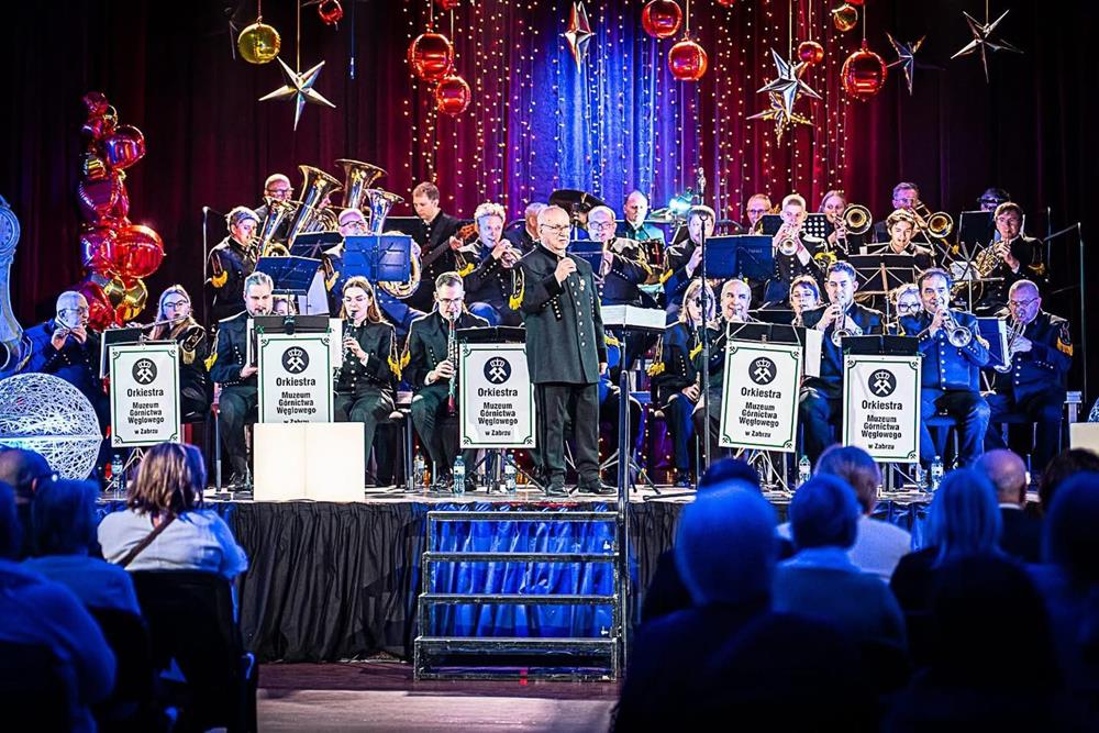 619077666_1319372390215667_2395571503856525580_n