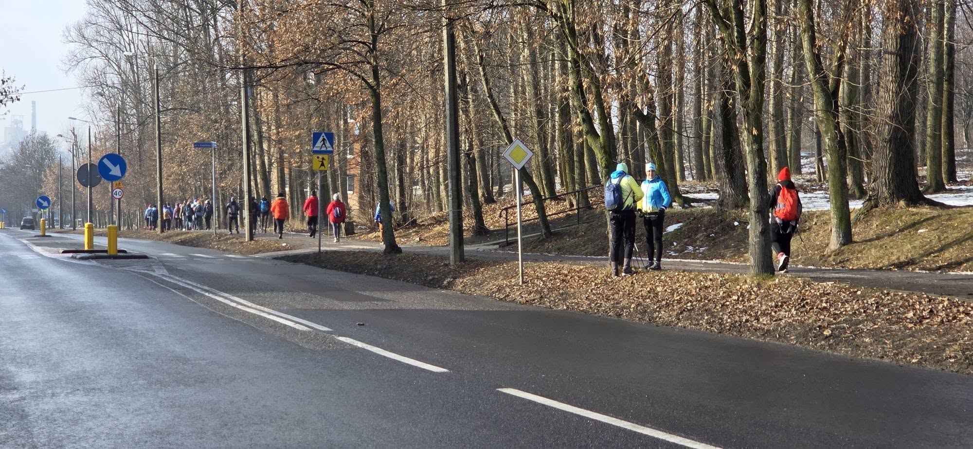 WOŚP Ruda Śląska: Ekipa Na Kijach przeszła 34 km – nordic walking przez dzielnice / fot. Ekipa na Kijach FB