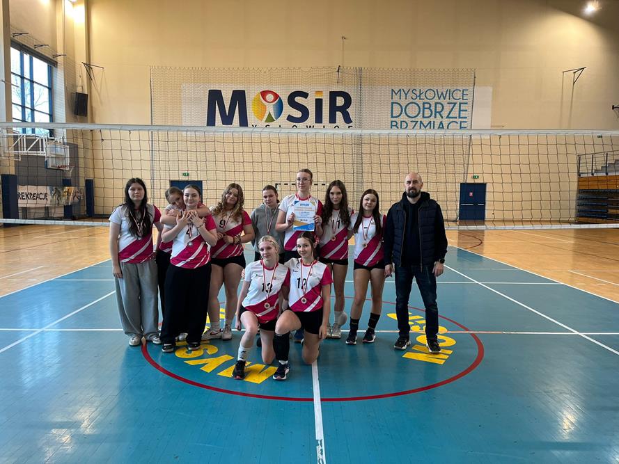 619604649_1633002671473257_1951602782029281161_n