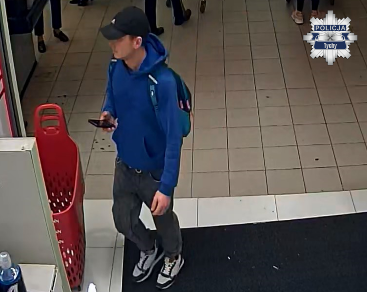 Poszukiwany sprawca kradzieży perfum w Tychach – rozpoznajesz tego mężczyznę?