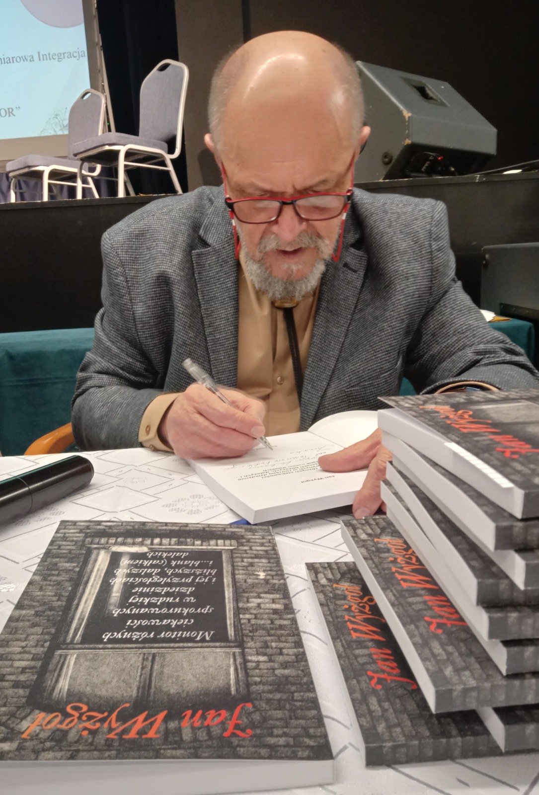 Za nami spotkania autorskie z Janem Wyżgołem / fot. Mickiewicz Ruda