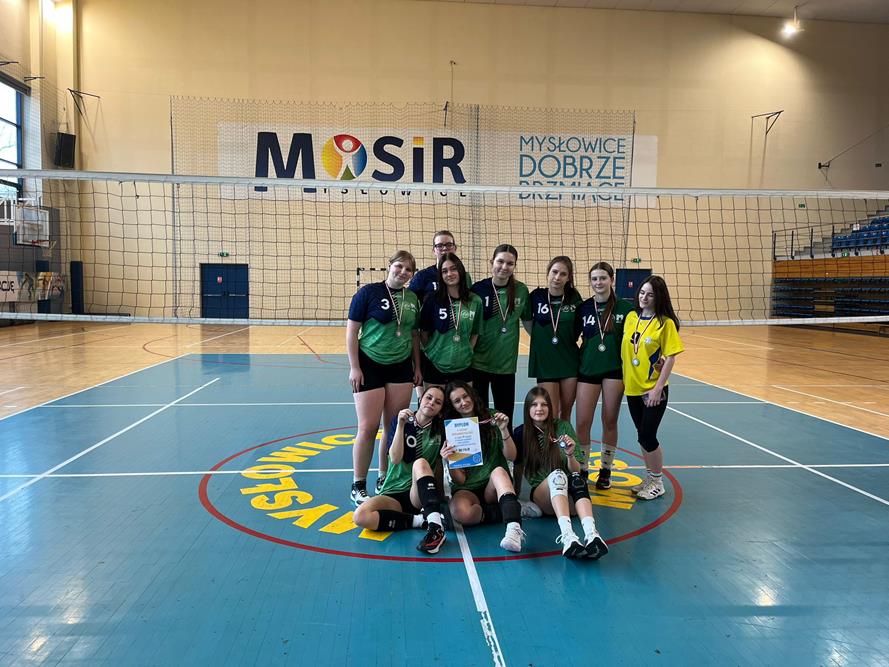 621387405_1633002684806589_7224119566665153363_n