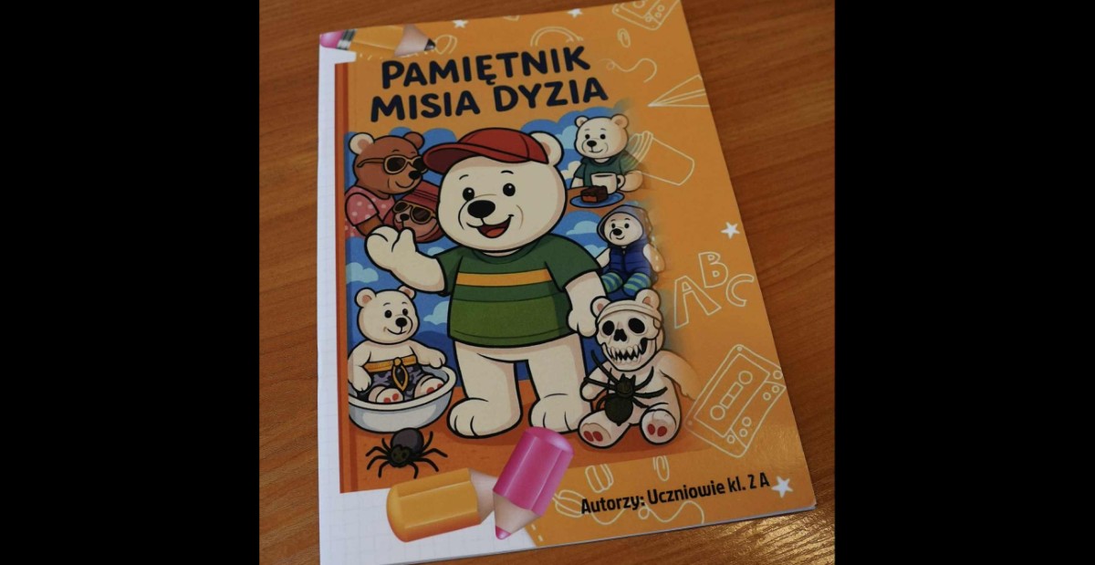 Mały miś i wielka książka. Wyjątkowy projekt uczniów z Chorzowa