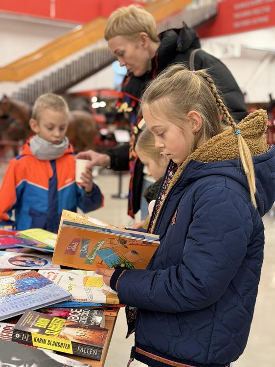 621944896_1329767805843906_5364171324306175725_n