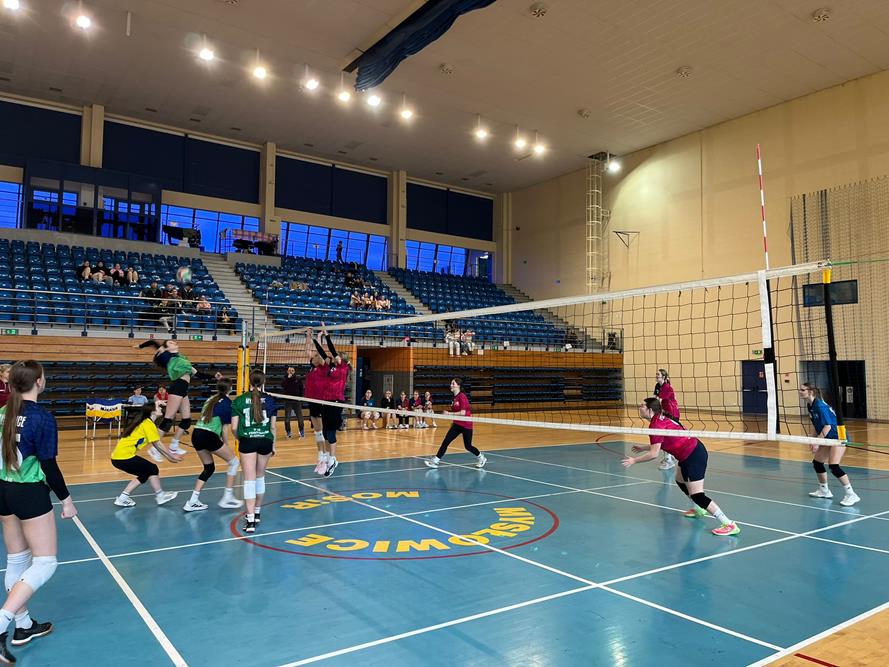 622182006_1633002678139923_1929091234616174446_n