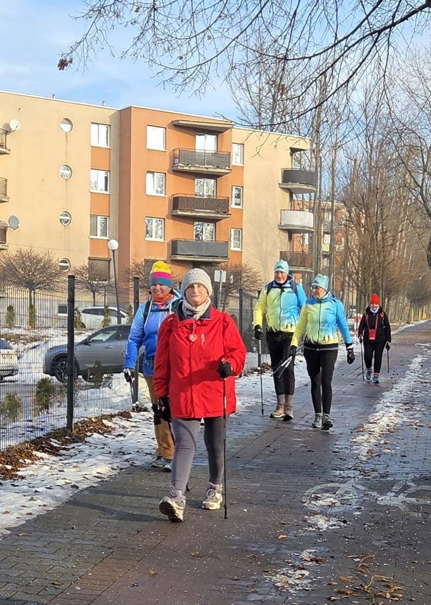 WOŚP Ruda Śląska: Ekipa Na Kijach przeszła 34 km – nordic walking przez dzielnice / fot. Ekipa na Kijach FB