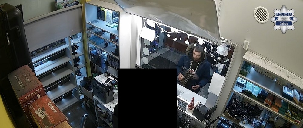 Kradzież złotego łańcuszka w Zabrzu. Policja publikuje wizerunek sprawcy