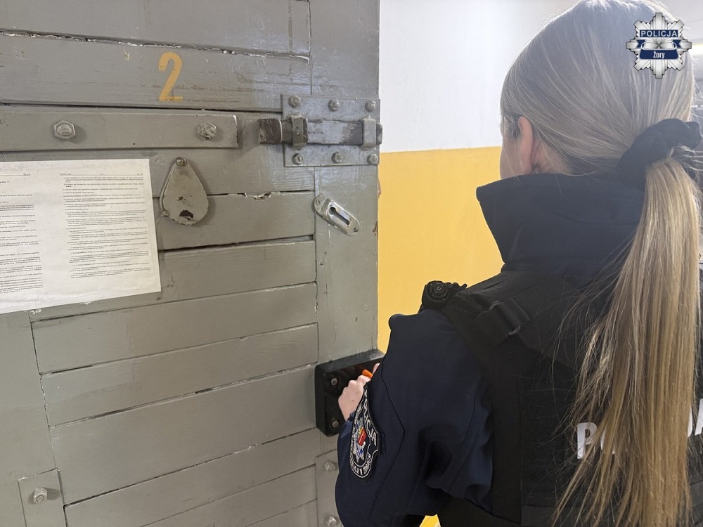 Żory: interwencja na ul. Widok zakończyła się „podwójnym” zatrzymaniem