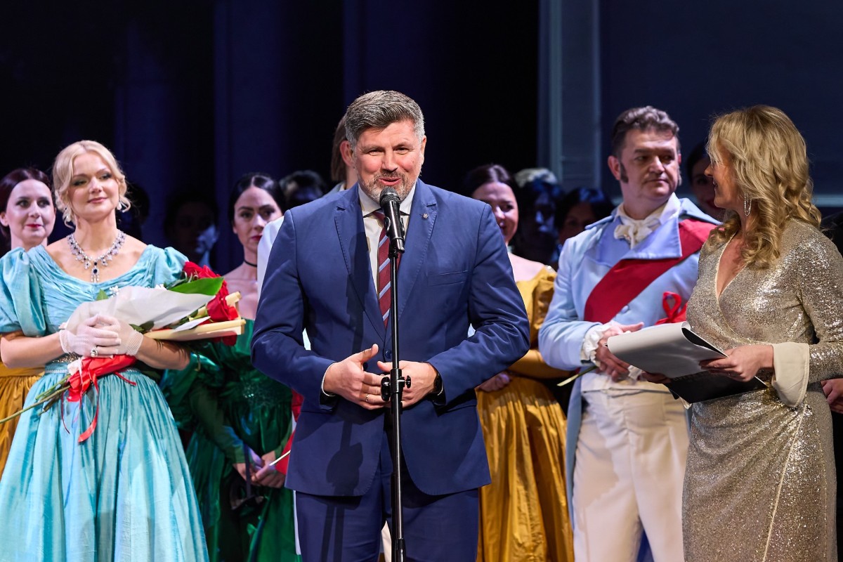 Medale Gloria Artis dla artystów Opery Śląskiej / fot. Opera Śląska