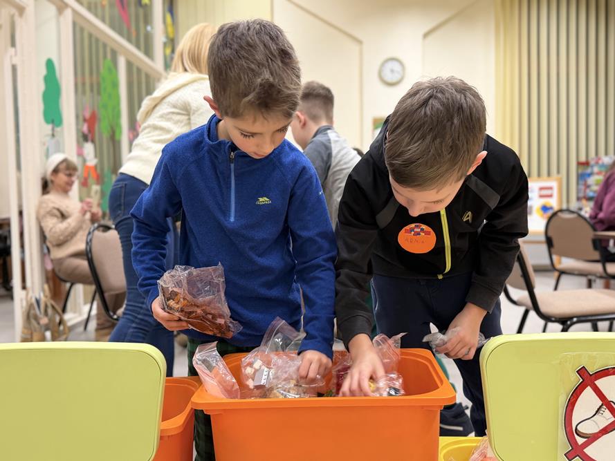 Klocki LEGO w bibliotece – wspaniała zabawa dla całej rodziny!