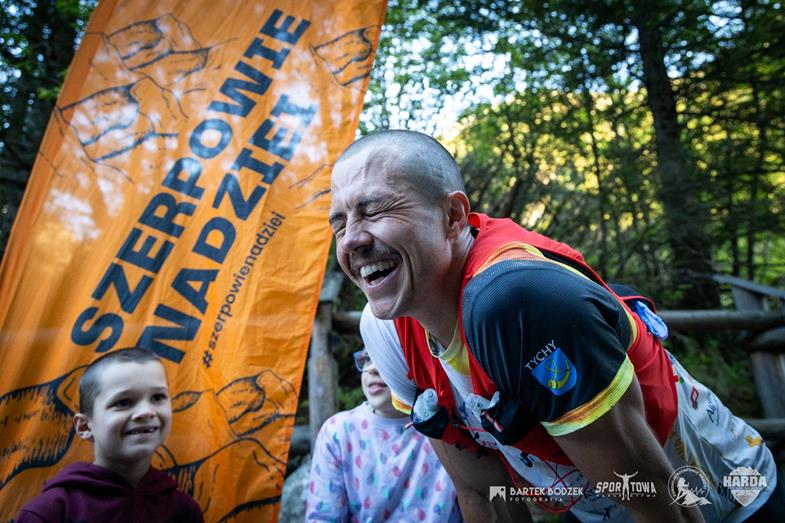 Pokaz filmu dokumentalnego „2Hard Road 2 Walk Alone”