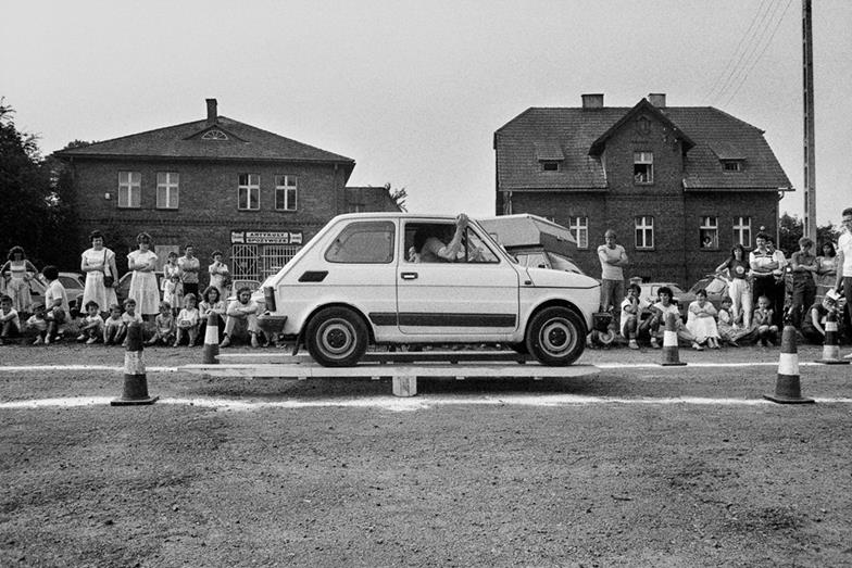 Wokół fotografii reporterskiej – Spotkanie z Ireneuszem Kaźmierczakiem