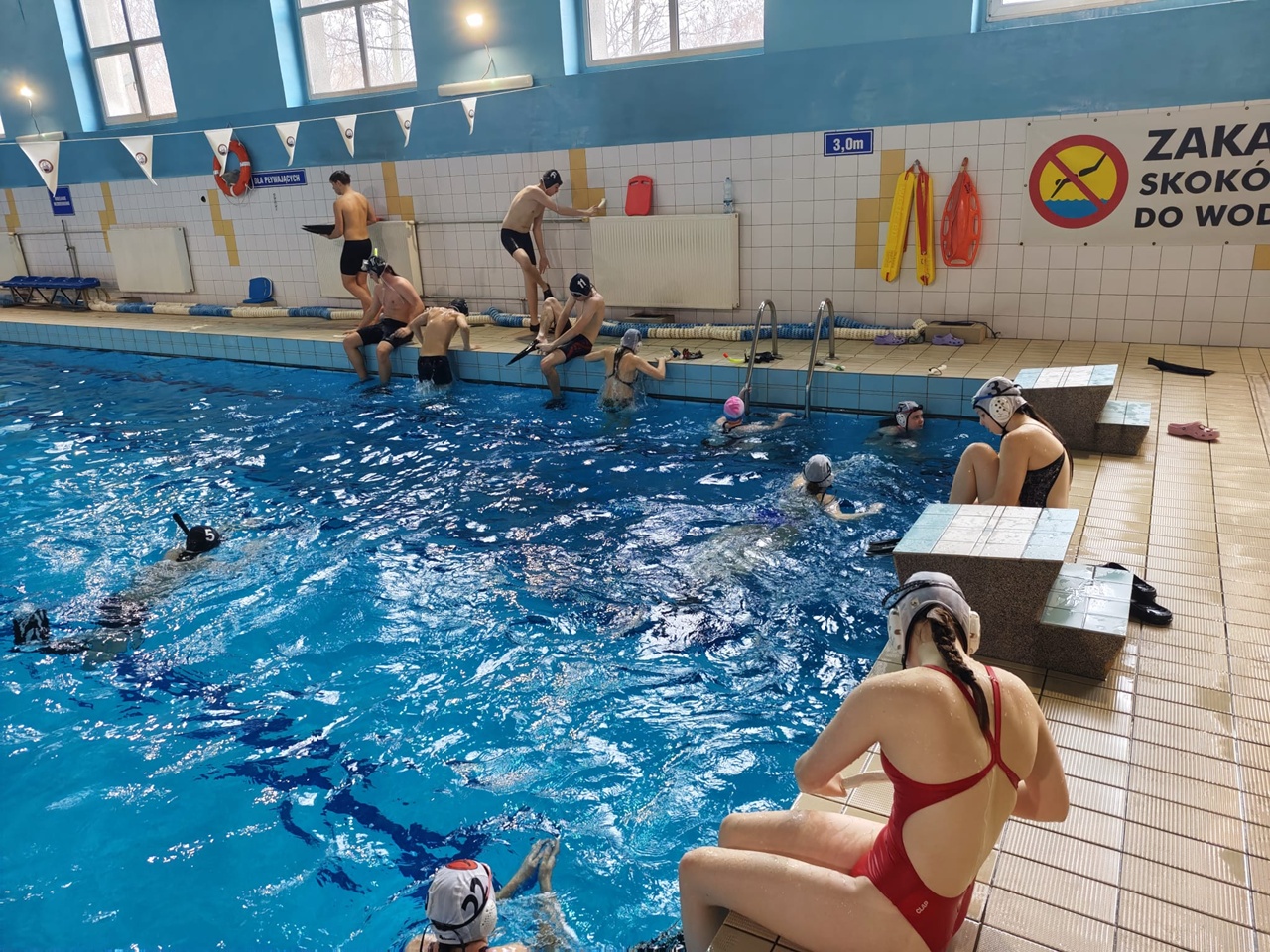 Hokej pod wodą wrócił do Rudy Śląskiej. Trzeci mecz dla WOŚP za nami