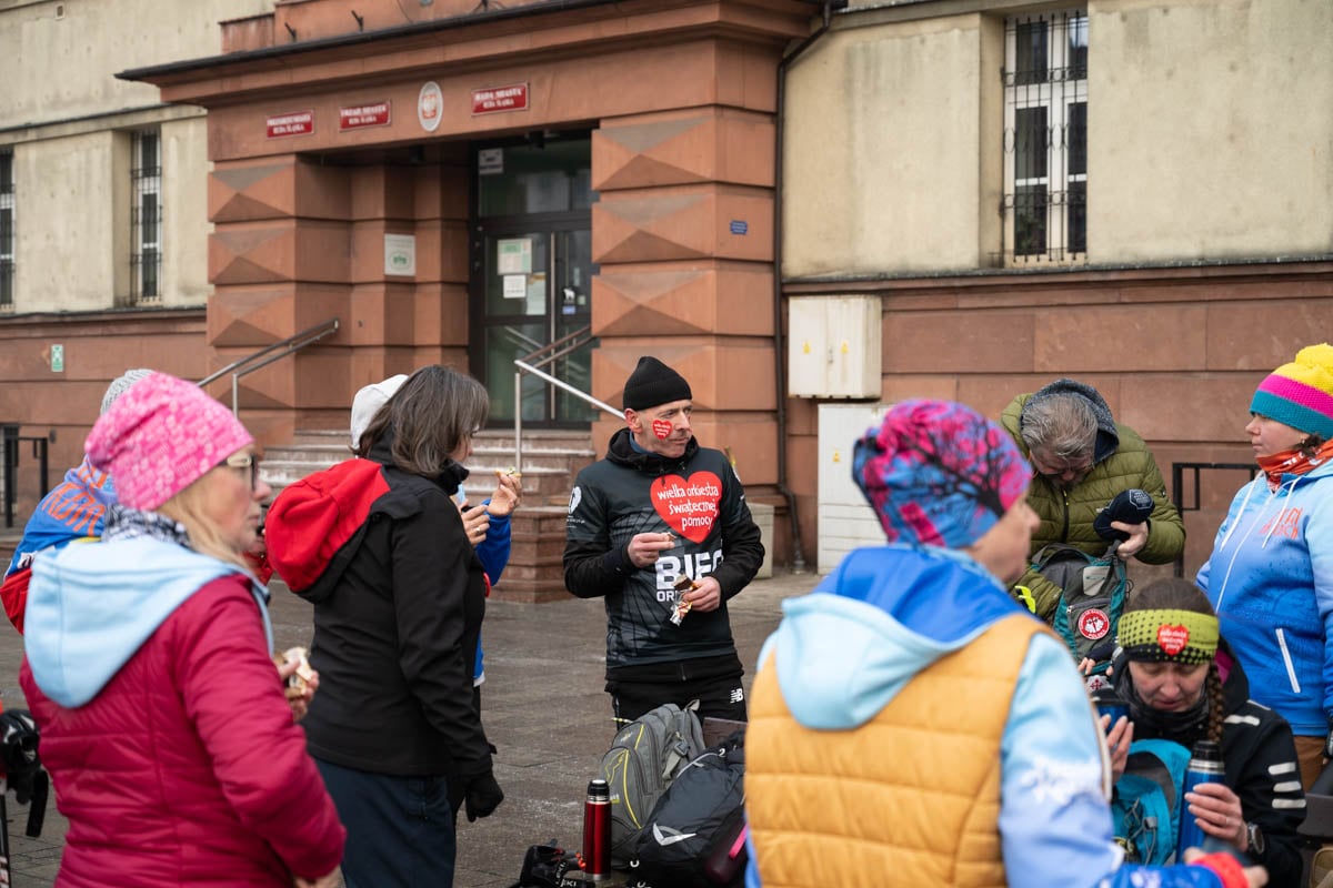 WOŚP Ruda Śląska: Ekipa Na Kijach przeszła 34 km – nordic walking przez dzielnice / fot. Krzysztof Faber