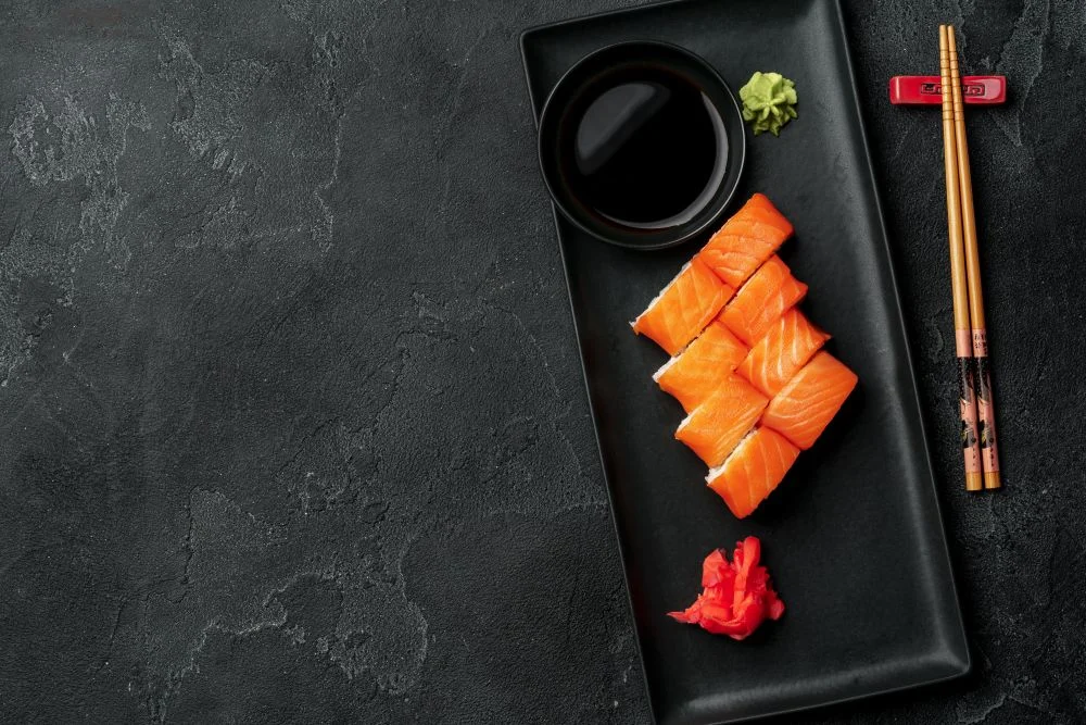 Sushi na dowóz w Katowicach i Jaworznie: jak zamawiać mądrze i jeść z przyjemnością