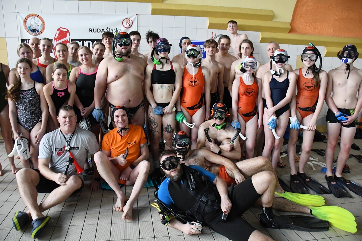 Hokej pod wodą wrócił do Rudy Śląskiej. Trzeci mecz dla WOŚP za nami