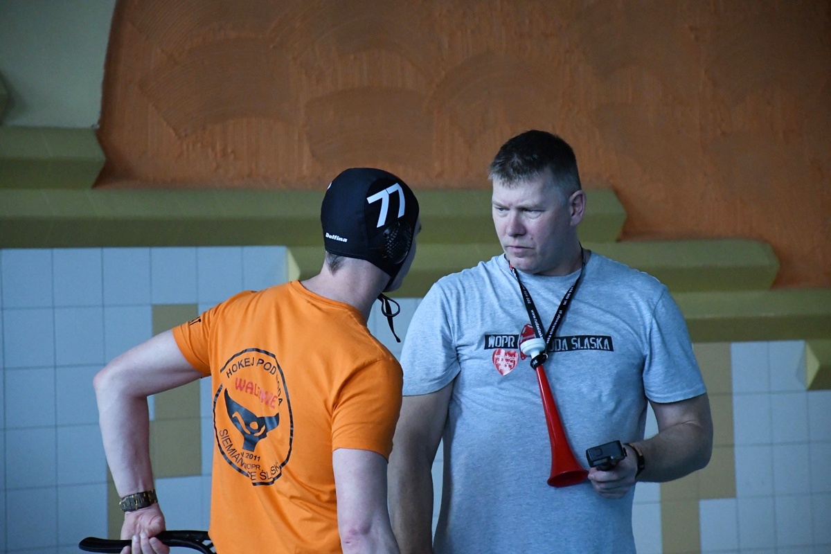 Hokej pod wodą wrócił do Rudy Śląskiej. Trzeci mecz dla WOŚP za nami