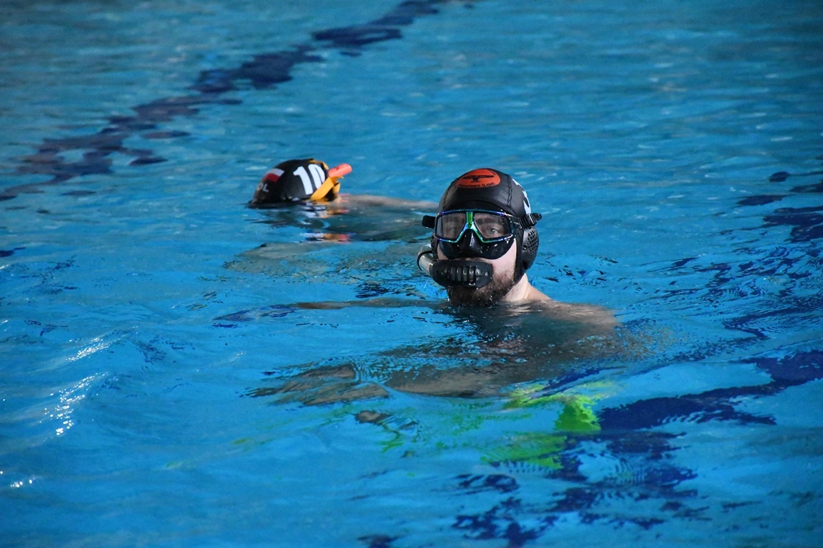 Hokej pod wodą wrócił do Rudy Śląskiej. Trzeci mecz dla WOŚP za nami
