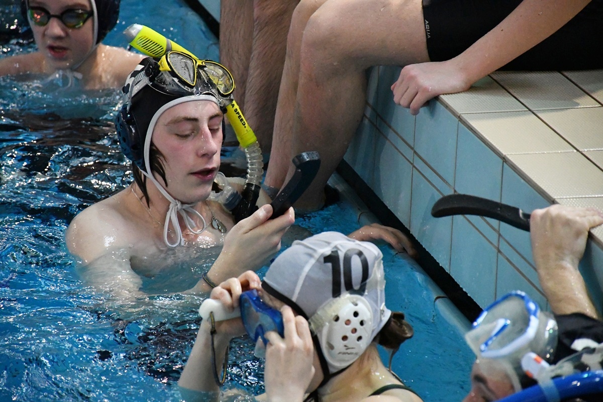 Hokej pod wodą wrócił do Rudy Śląskiej. Trzeci mecz dla WOŚP za nami