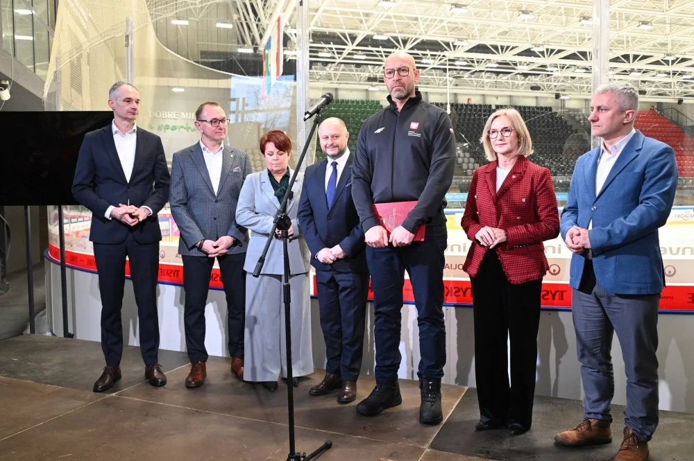 Dofinansowanie dla Rudy Śląskiej: Ponad 482 tys. zł na modernizację lodowiska na Burloch Arenie