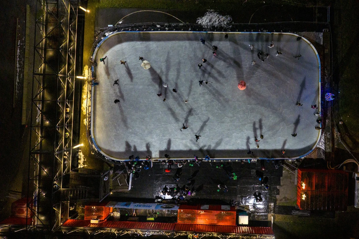 Zawieszenie działalności lodowiska w Wodzisławiu Śląskim – informacje MOSiR