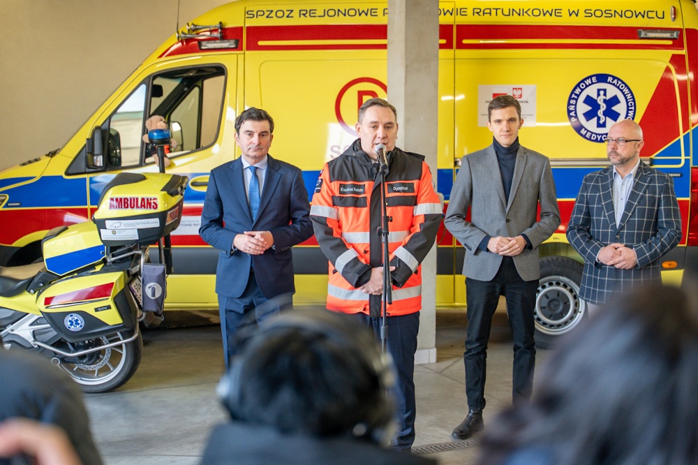 pogotowie_ratunkowe_02